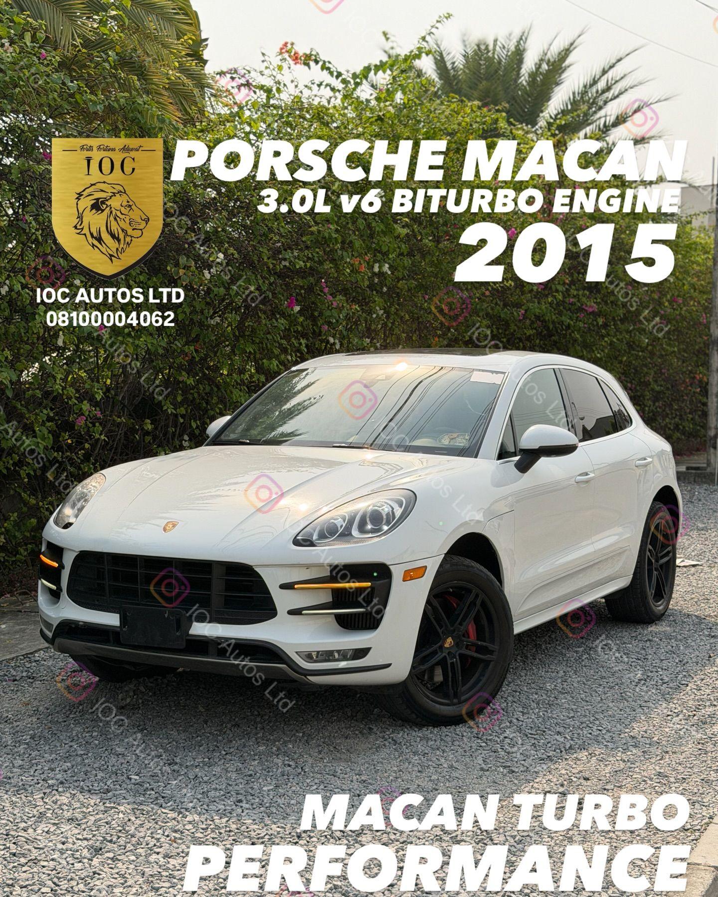 2015 Porsche Macan Turbo